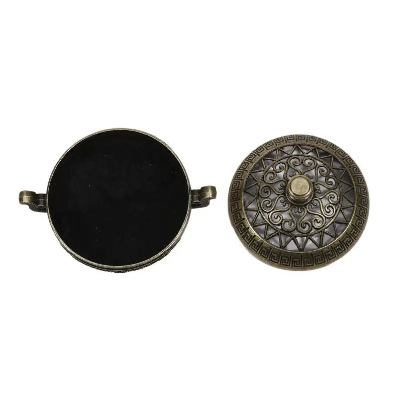 Exquisite Compact Incense Burner Three-Legged Stove Design Hollow Pattern Indoor Desktop Home Decorative Plate