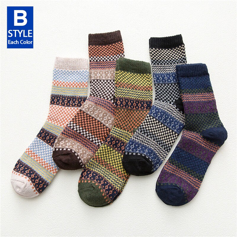 HSS Brand 5 Pairs Winter Men's Socks Thicken Sheep's Wool Socks Warm Men Retro Style Colorful Fashion Man Socks For Snow boots