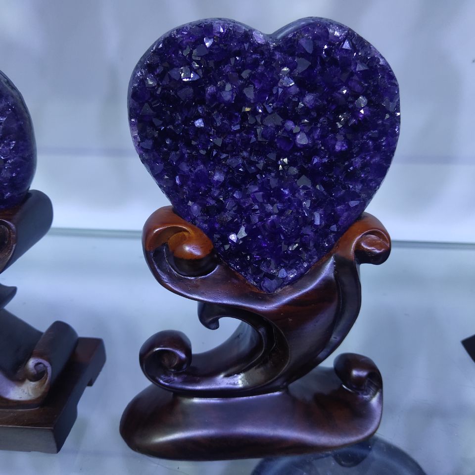 1pcsNatural Crystal Amethyst Love Heart Shaped Ornaments Quartz Crystals Mineral Jewelry Home Decoration Energy Stone Decoration