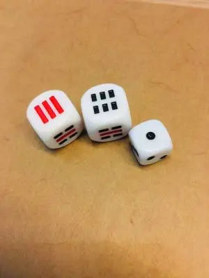 Tools for starting and shaking hexagrams, eight trigrams dice, solid wood dice cup, King Wen's copper coin, and six trigrams