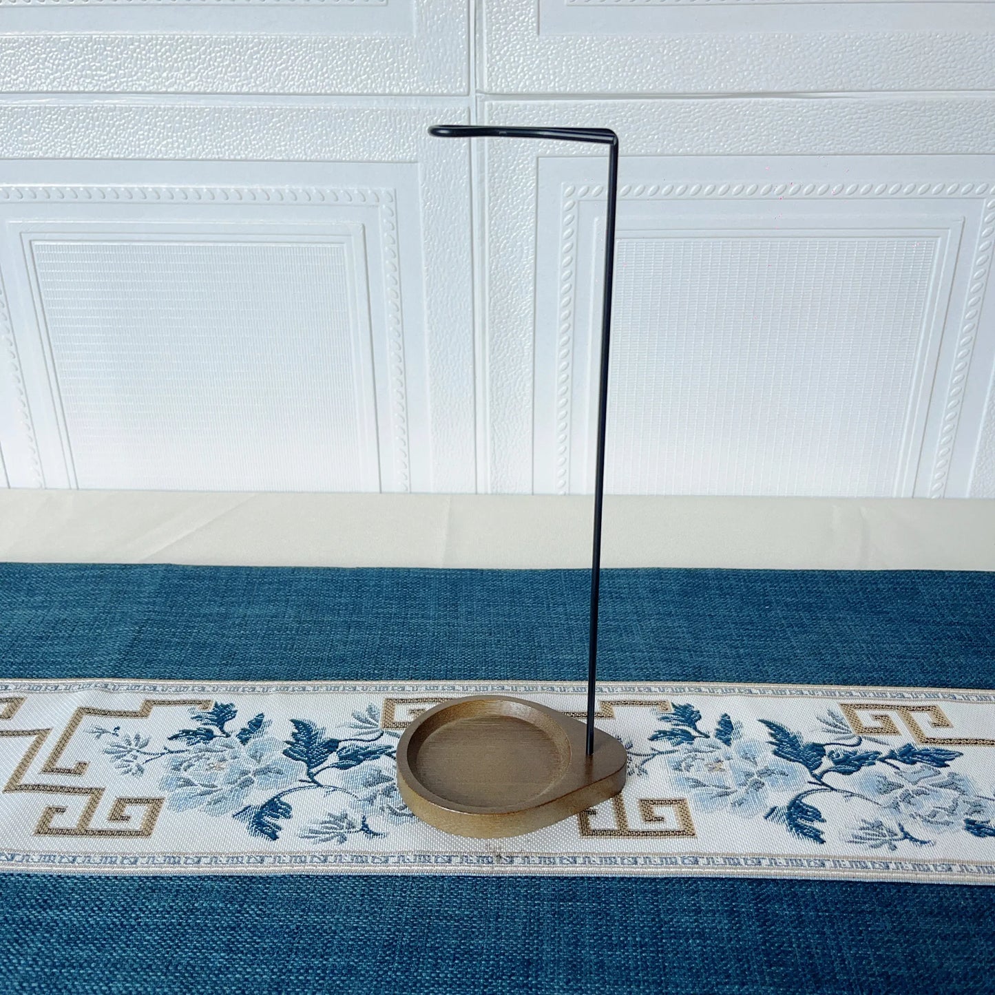 Insence Burner Upside Down Incense Burner Incense Stick Holder Wooden Round Incense Tray Ornament Bedroom Home Yoga Decoration