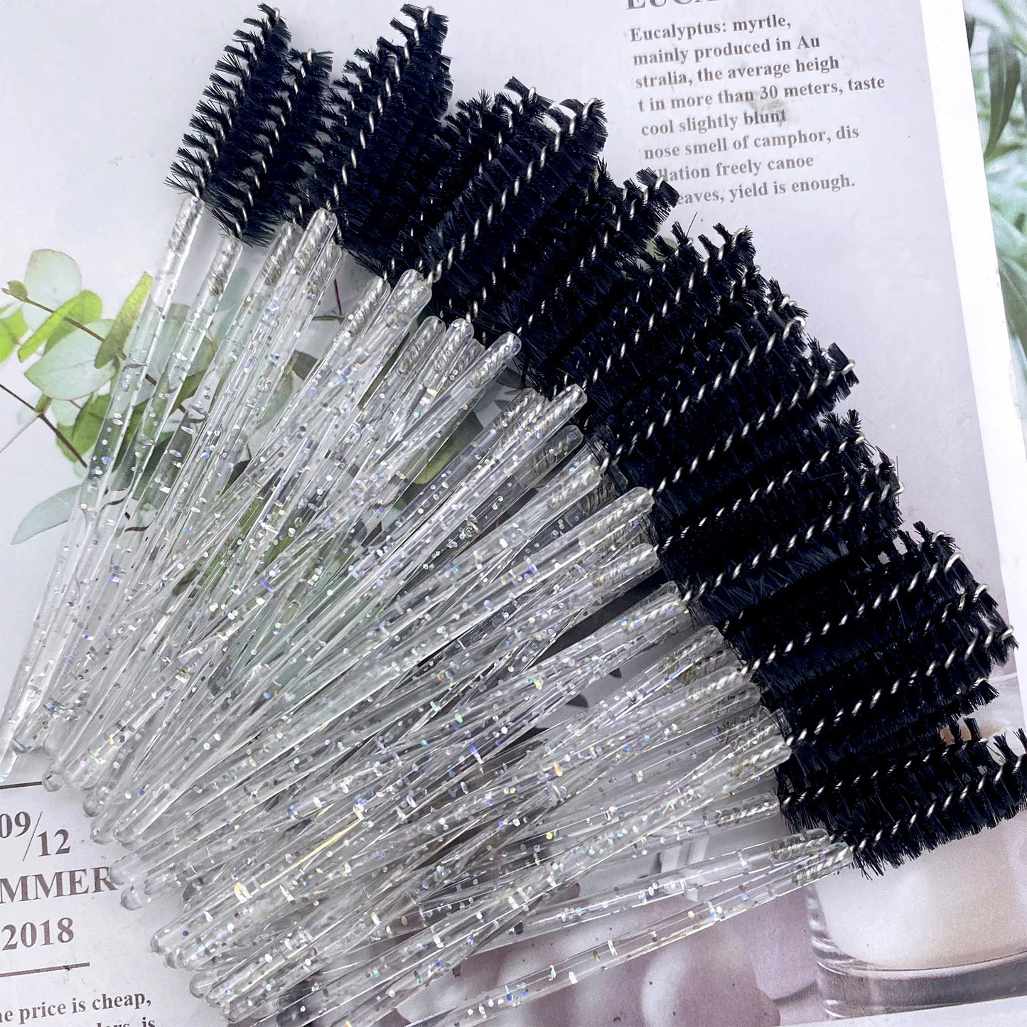 50Pcs Makeup Brushes Disposable Crystal Eyebrow Brush Diamond Handle Mascara Wand Applicator Eye Lashes Eyelash Extension Tools