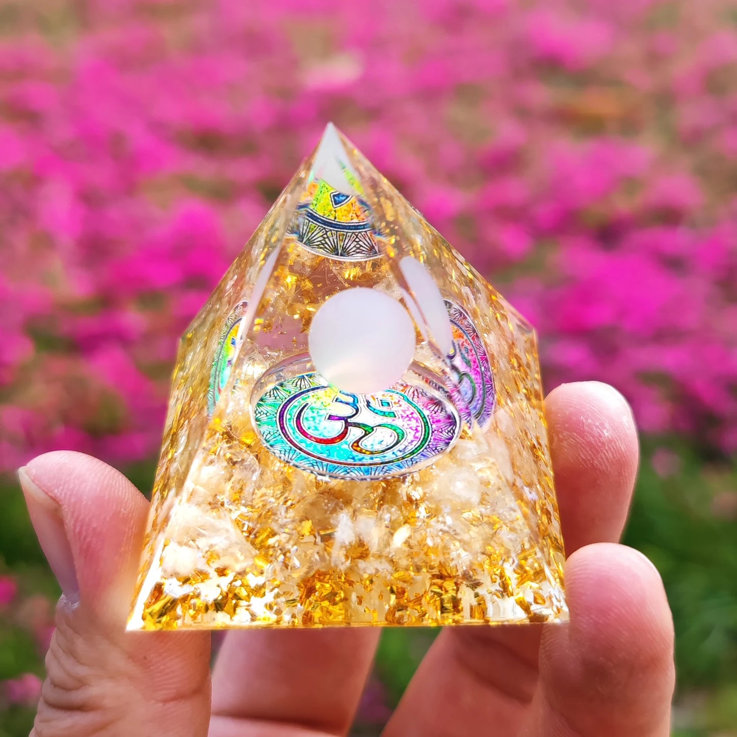 Natural stone amethyst crystalEnergy Generator Orgone Pyramid for E-Energy Protection Healing meditation orgonite crystal chakra
