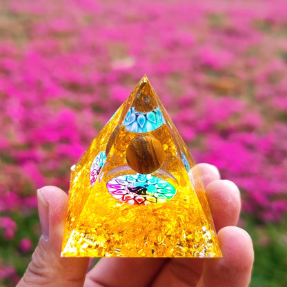 Natural stone amethyst crystalEnergy Generator Orgone Pyramid for E-Energy Protection Healing meditation orgonite crystal chakra