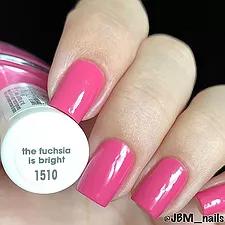Essie Nail Lacquer | The fuchsia is bright  #1510 (0.5oz)