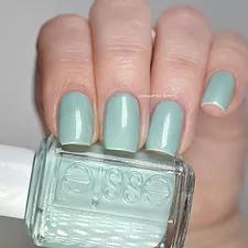 Essie Nail Lacquer | Passport to Happiness #980 (0.5oz)