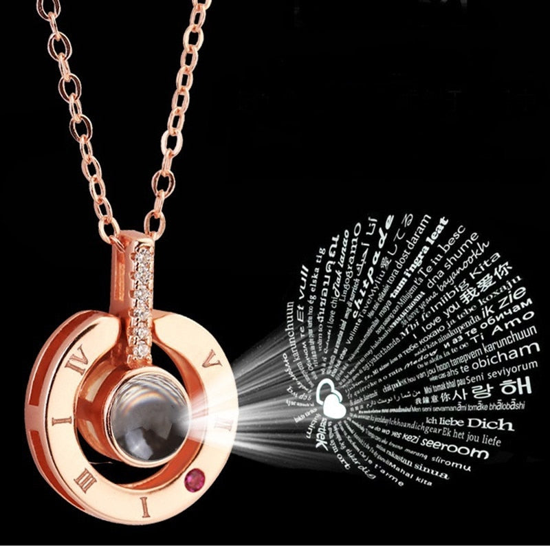 Letter Necklace 100 Languages ​​I Love You Projection Pendant Necklace Women Jewelry Collier Femme Bijoux 2019 Best Friends Gifts