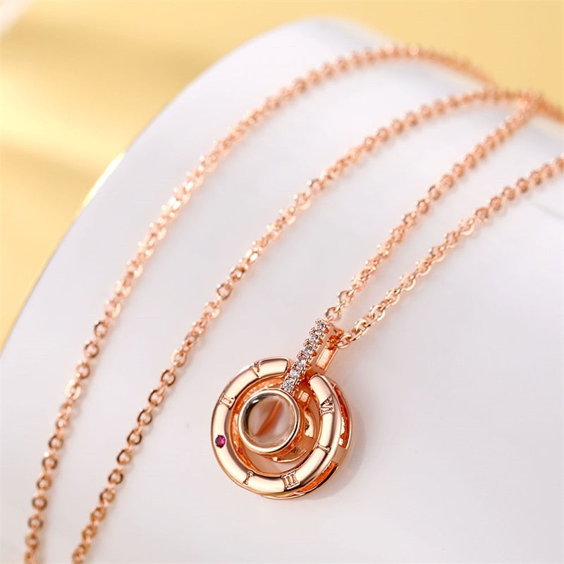 Letter Necklace 100 Languages ​​I Love You Projection Pendant Necklace Women Jewelry Collier Femme Bijoux 2019 Best Friends Gifts