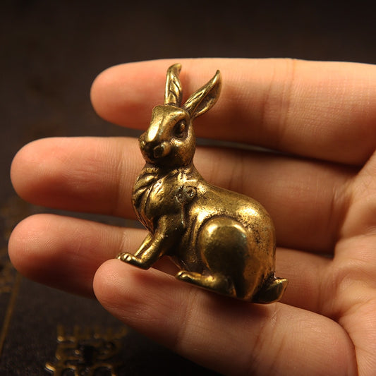 Antique Solid copper Zodiac Lucky rabbit Statue Ornament Vintage Copper Animal rabbit Key chain Figurine Office Desk Decoration