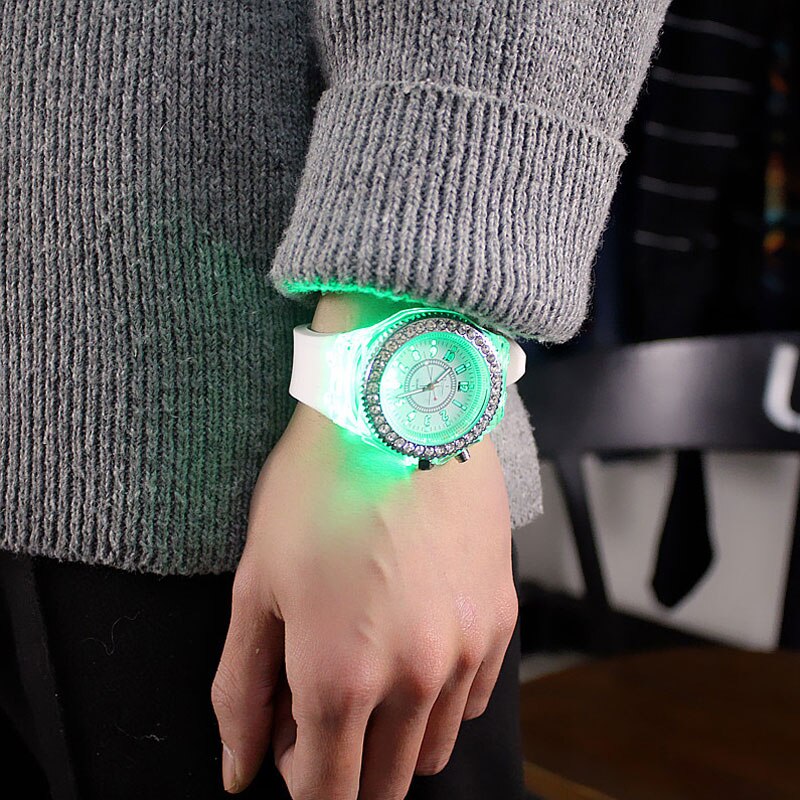 Women Flash Luminous Personalized Rhinestone Led Watch Trends Students Lovers Jellies Woman Men's Watches Light Wrist Watch