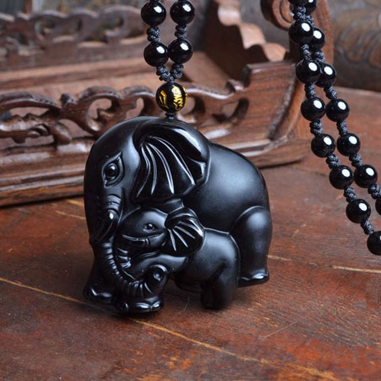 Chinese Handwork Natural Black Obsidian Carved Mother Baby Cute Elephant Amulet Lucky Pendant Necklace Fashion Jewelry